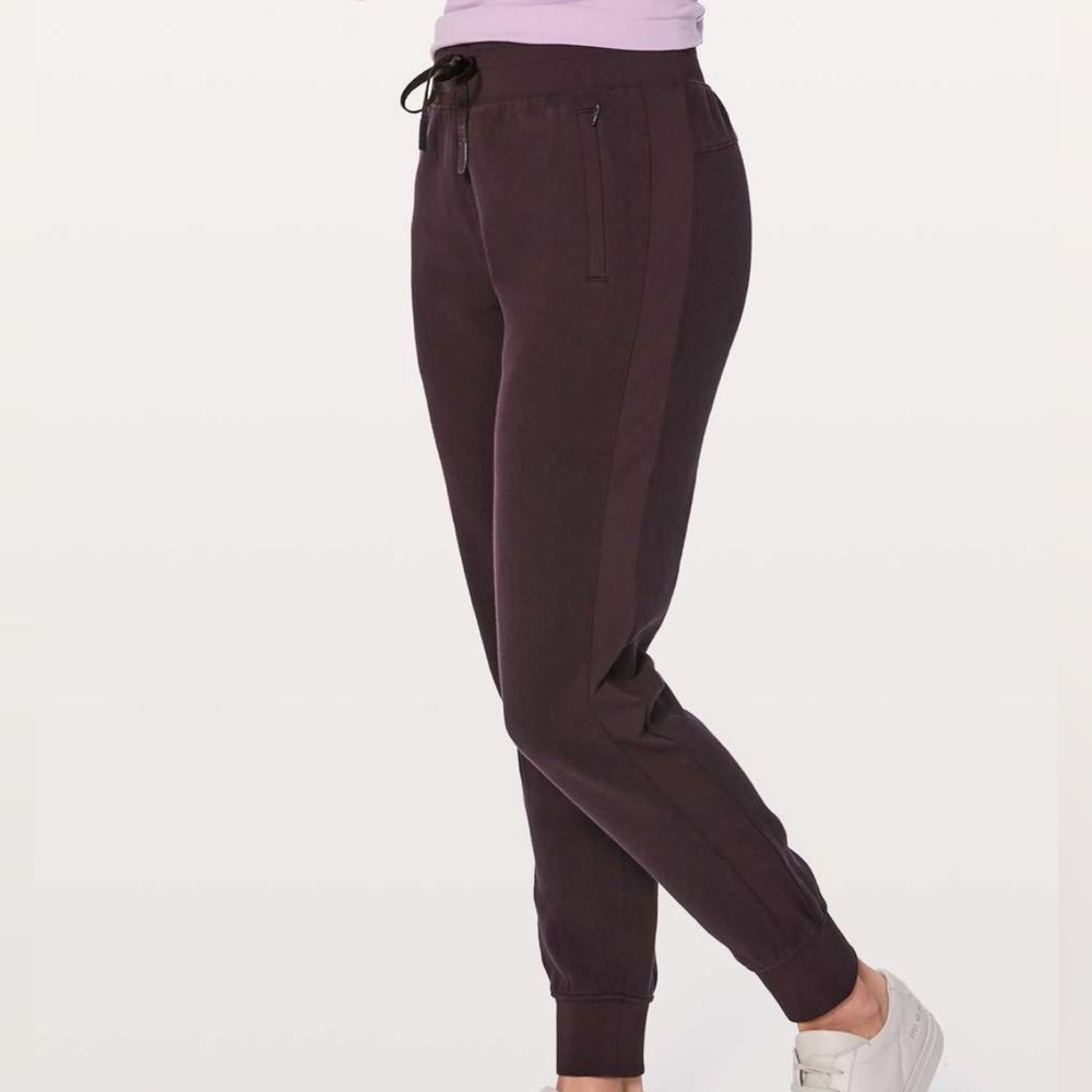 Lululemon Get Going Jogger, size 8